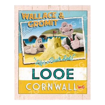 CPNAA 2691 Wallace & Gromit - Beach - Looe - Wood Surround 015 - Flag Surround